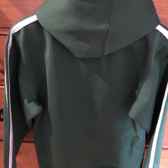 EUC Boys NFL Jets hoodie. Size of (12-14) - Picture 3 of 3